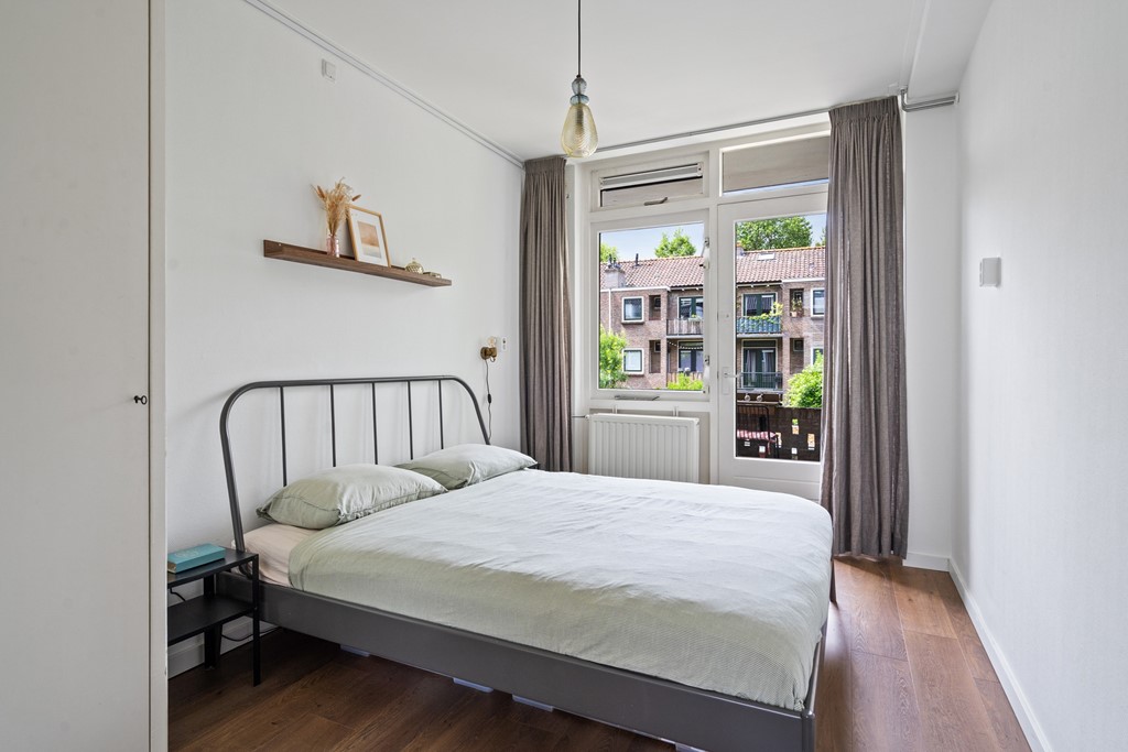 11. Enthofstraat 14-1, Utrecht.jpg